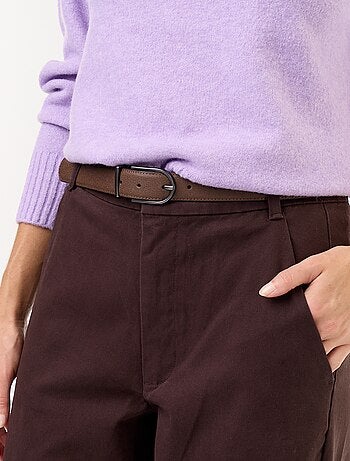 Pantalón barrel ancho + cinturón de polipiel
