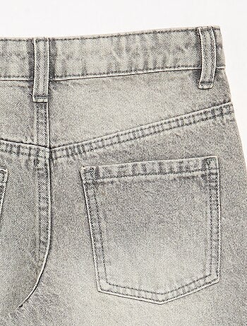 Pantalón barrel con tachuelas fantasía
