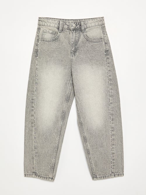 Pantalón barrel con tachuelas fantasía - Kiabi Pantalón barrel con tachuelas fantasía - Kiabi