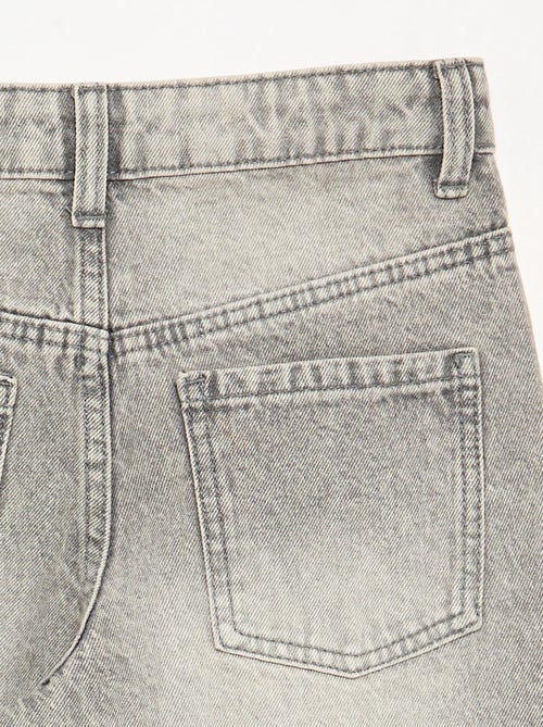 Pantalón barrel con tachuelas fantasía - Kiabi Pantalón barrel con tachuelas fantasía - Kiabi