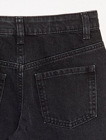 Pantalón barrel con tachuelas fantasía
