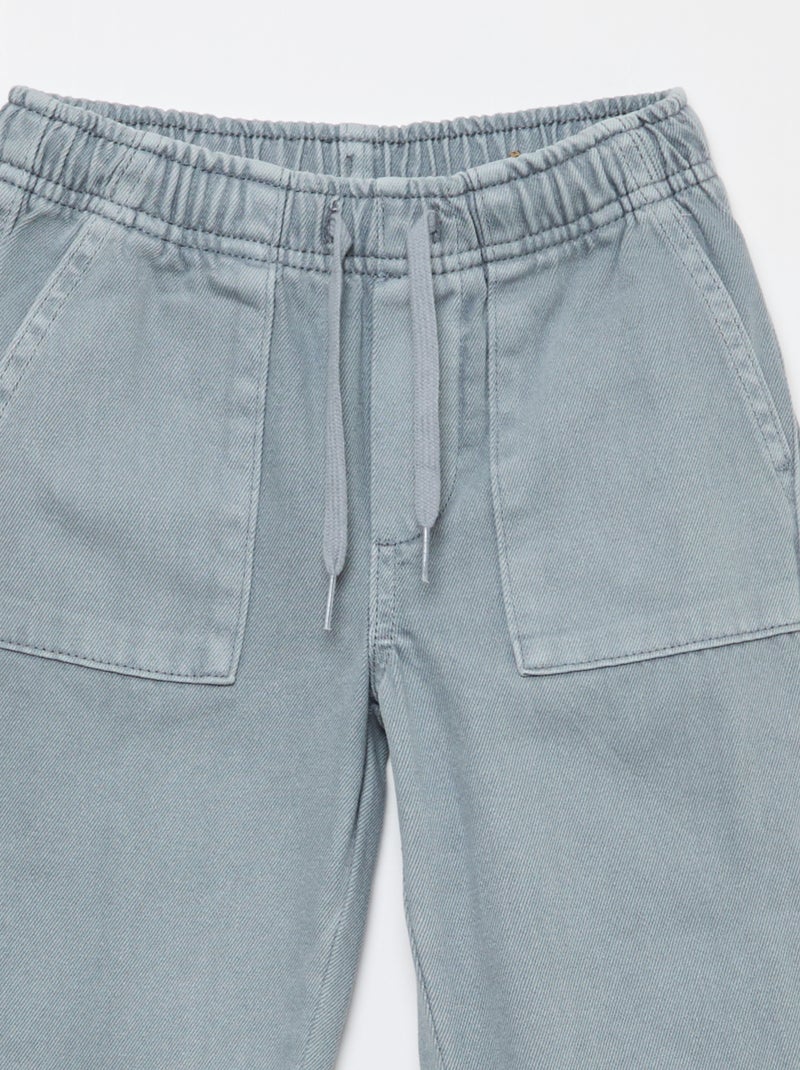 Pantalón bolsillos rectangulares - Corte + ajustado Azul - Kiabi