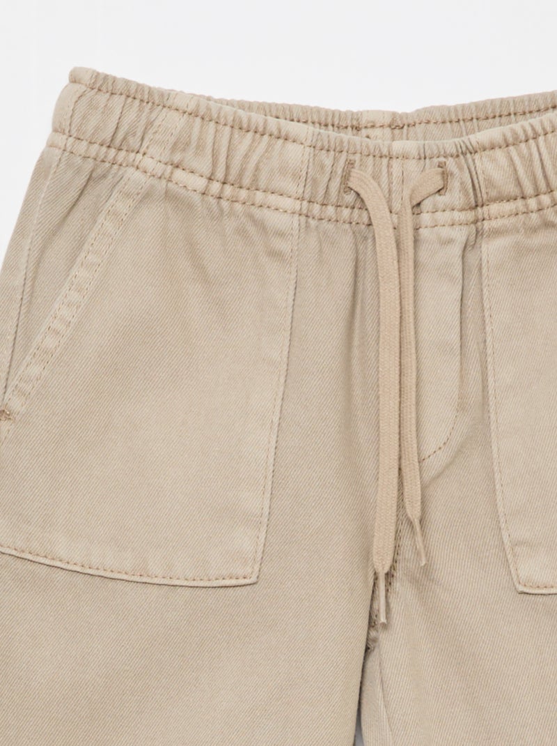 Pantalón bolsillos rectangulares - Corte + ajustado Beige - Kiabi