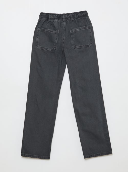 Pantalón bolsillos rectangulares - Corte + ajustado - Kiabi