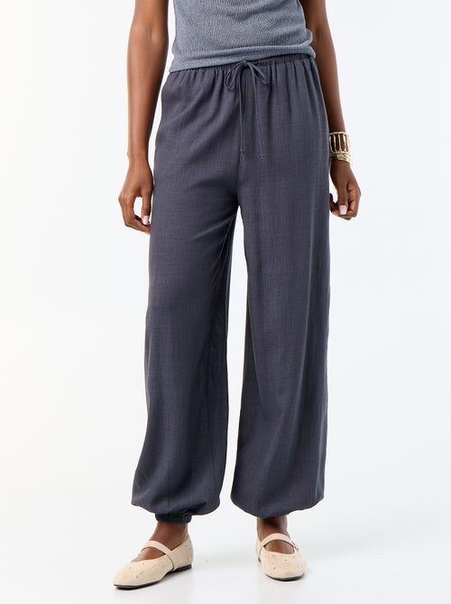 Pantalón bombacho liso con 2 bolsillos - Kiabi