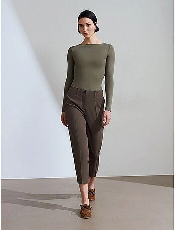 Pantalón capri de mujer de tiro alto con cinturón dilvin