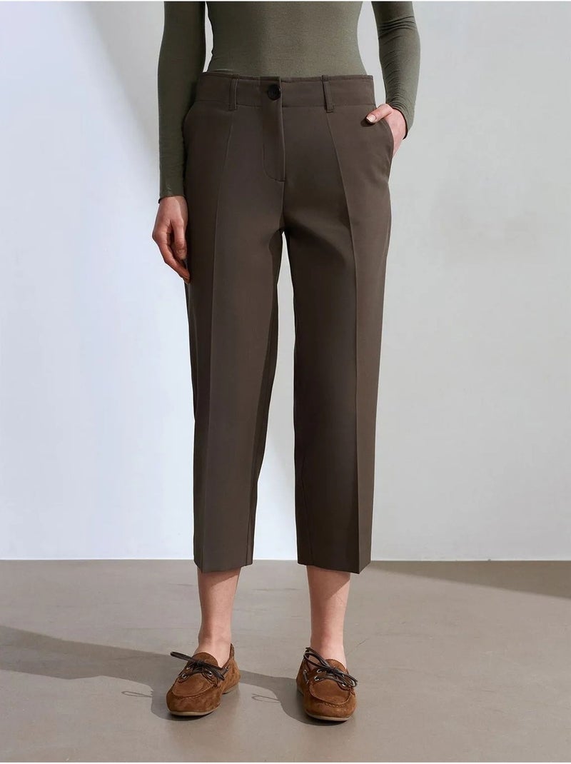 Pantalón capri de mujer de tiro alto con cinturón dilvin Verde caqui - Kiabi