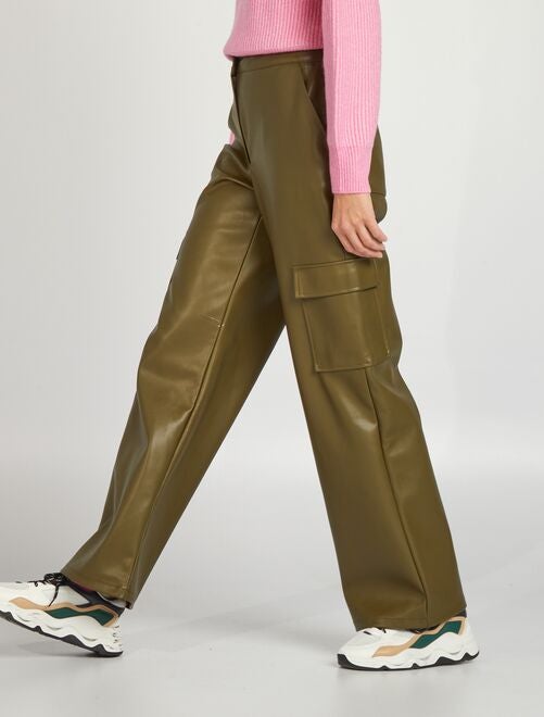 Pantalones cargo Carrot fit con 20% de descuento