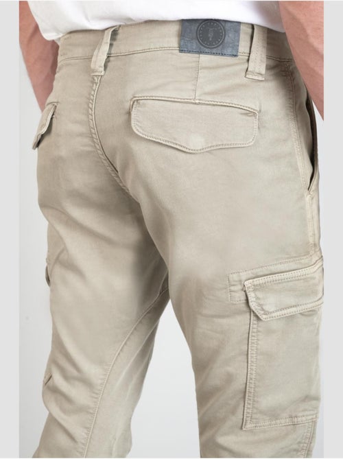 Pantalón carrot KOGE - Kiabi Pantalón carrot KOGE - Kiabi
