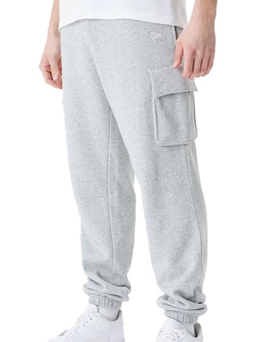 Pantalón Chándal Hombre New Era - Kiabi Pantalón Chándal Hombre New Era - Kiabi