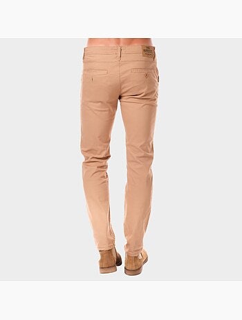 Pantalón chino