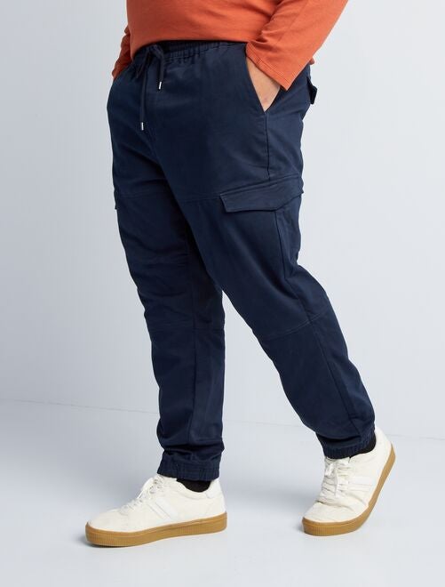 Pantalón chino con bolsillos en los laterales - Kiabi