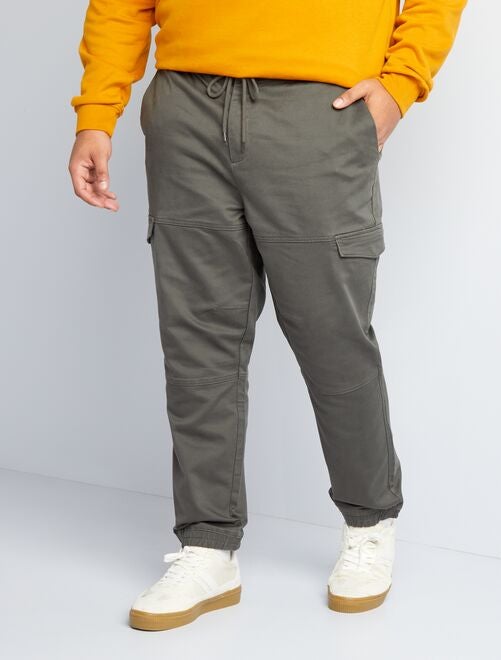 Pantalón chino con bolsillos en los laterales - Kiabi