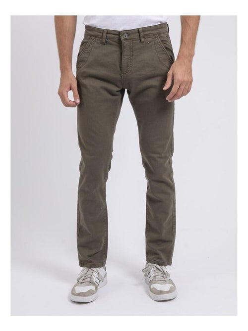 Pantalón chino coupe ajustée VALBACOL - Kiabi Pantalón chino coupe ajustée VALBACOL - Kiabi
