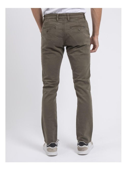 Pantalón chino coupe ajustée VALBACOL - Kiabi Pantalón chino coupe ajustée VALBACOL - Kiabi