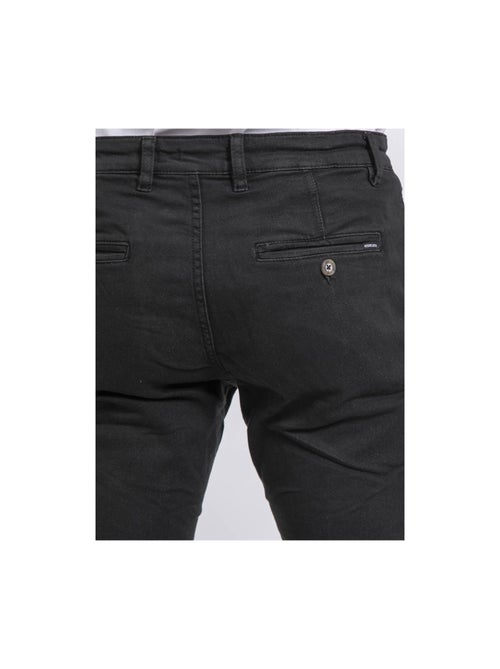 Pantalón chino coupe ajustée VALBACOL - Kiabi Pantalón chino coupe ajustée VALBACOL - Kiabi