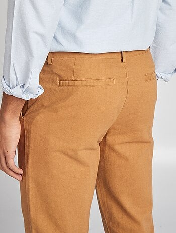 Pantalón chino de corte recto/regular fit