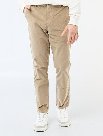 Pantalón chino de pana corte estándar