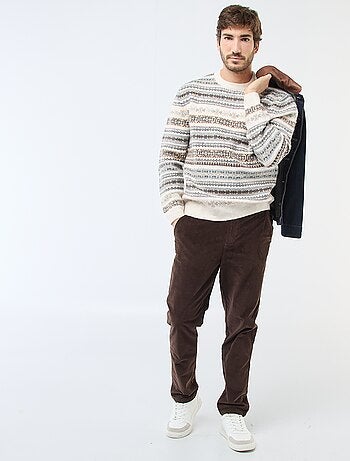 Pantalón chino de pana corte estándar