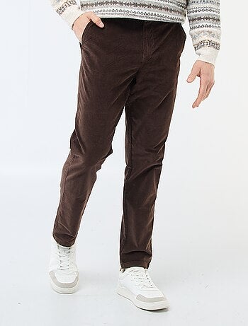 Pantalón chino de pana corte estándar