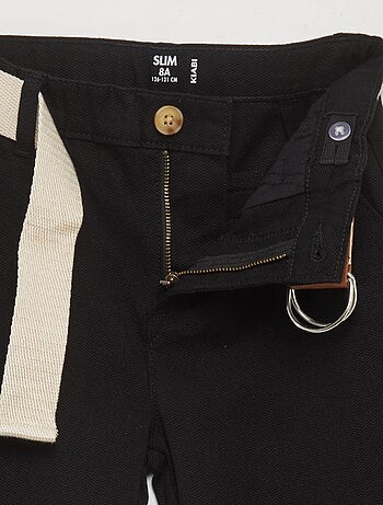 Pantalón chino de sarga con cinturón