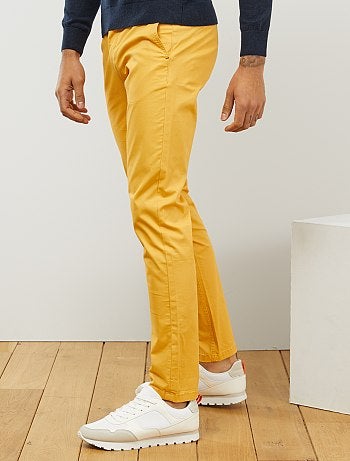 Hombre talla S-XXL - Pantalón chino de sarga de algodón elástica - Kiabi