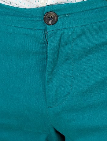 Hombre talla S-XXL - Pantalón chino de sarga de algodón elástica - Kiabi