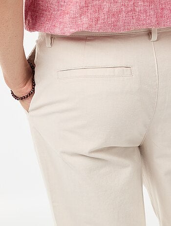 Pantalón chino de sarga de algodón elástico liso