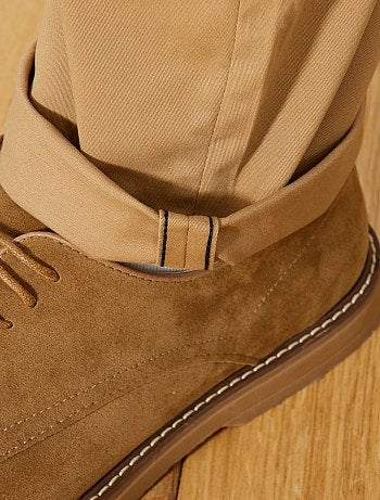 Pantalón chino de sarga elástico fitted - Kiabi