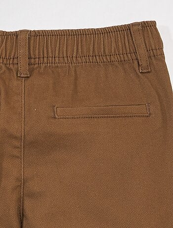 Pantalón chino de tejido elástico
