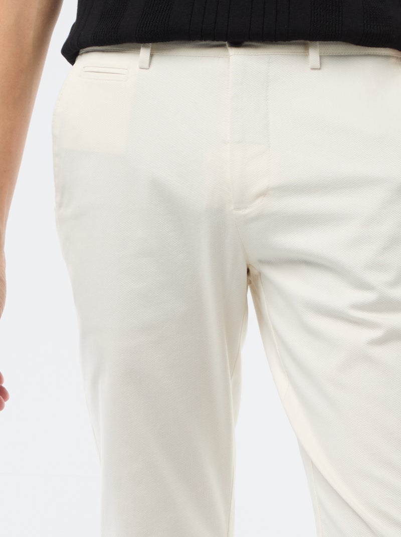 Pantalón chino de twill Blanco - Kiabi