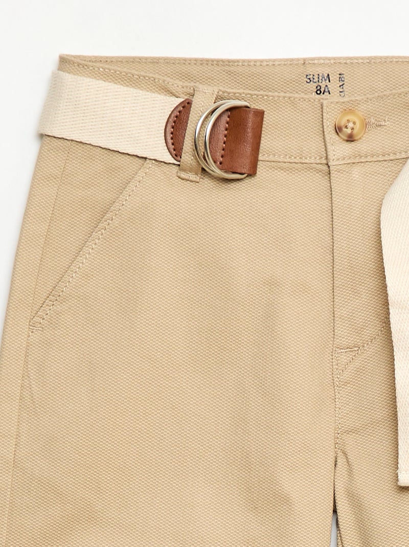 Pantalón chino de twill con cinturón - 2 piezas Beige - Kiabi