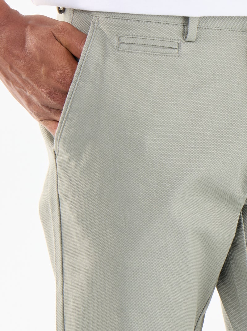 Pantalón chino de twill Verde - Kiabi
