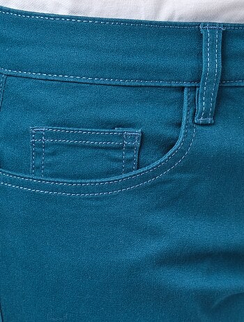 Pantalón chino liso