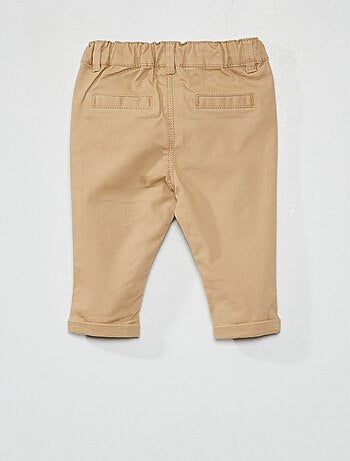 Pantalón chino liso