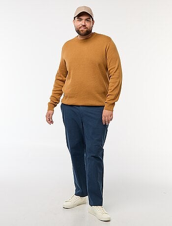 Pantalón chino liso de algodón elástico