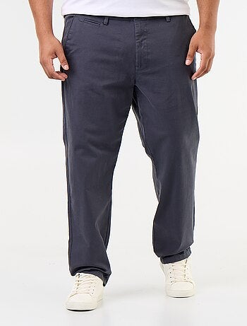 Pantalón chino liso de tiro estándar