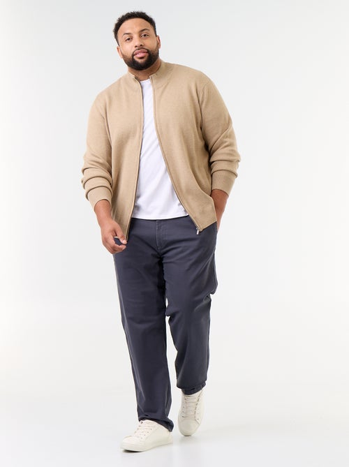 Pantalón chino liso de tiro estándar - Kiabi