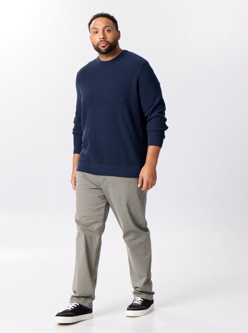 Pantalón chino liso de tiro estándar - Kiabi