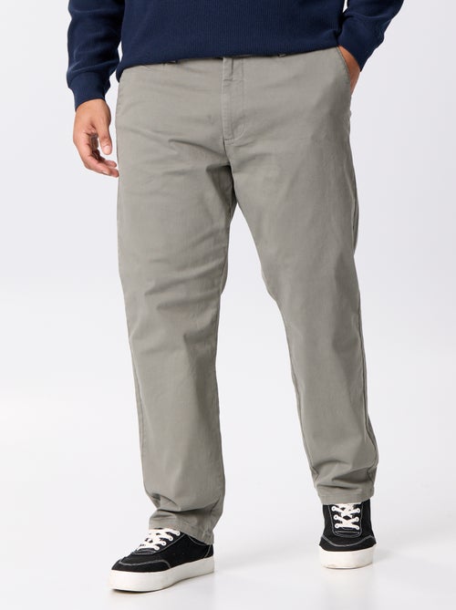 Pantalón chino liso de tiro estándar - Kiabi