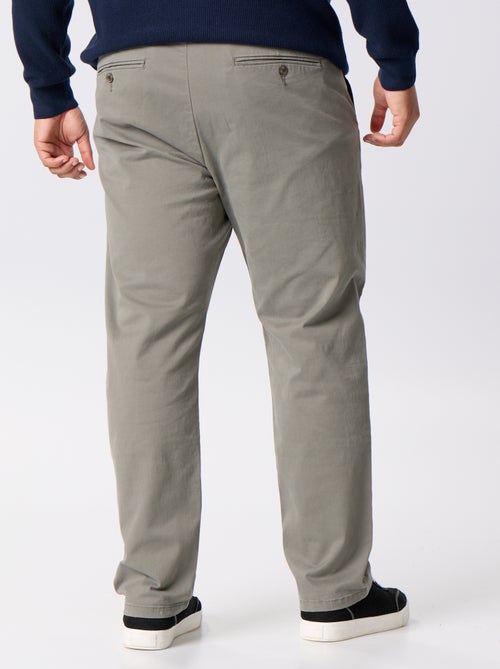 Pantalón chino liso de tiro estándar - Kiabi