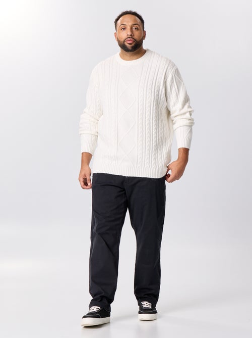 Pantalón chino liso de tiro estándar - Kiabi Pantalón chino liso de tiro estándar - Kiabi