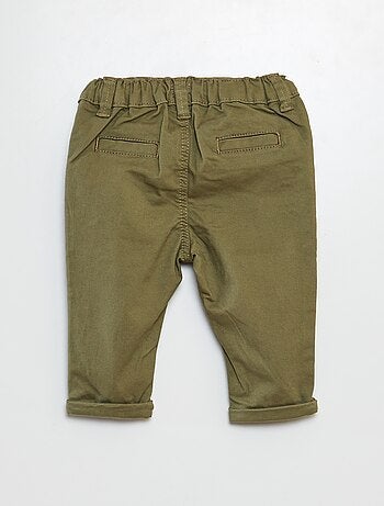 Pantalón chino liso