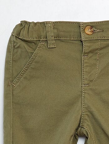 Pantalón chino liso