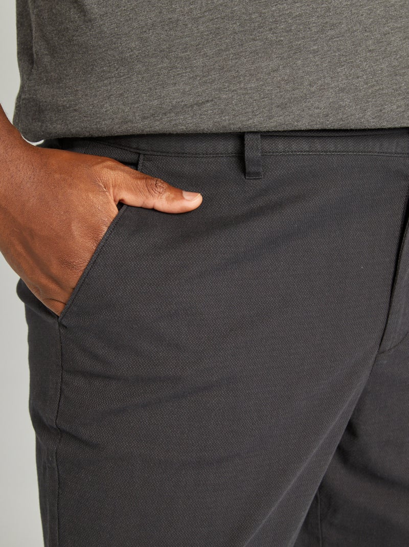Pantalón chino negro - Kiabi
