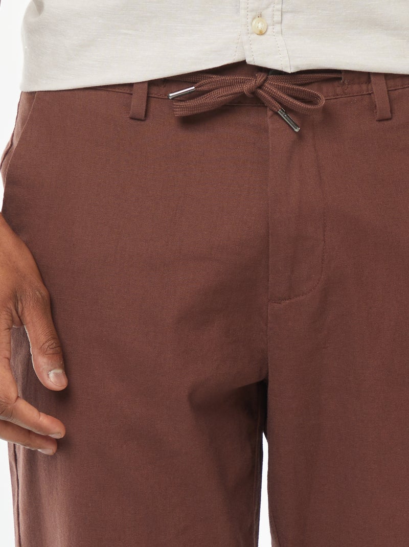 Pantalón chino recto de mezcla de lino MARRON - Kiabi