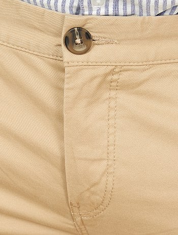 Hombre talla S-XXL - Pantalón chino regular - Kiabi
