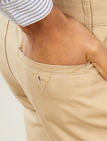 Hombre talla S-XXL - Pantalón chino regular - Kiabi