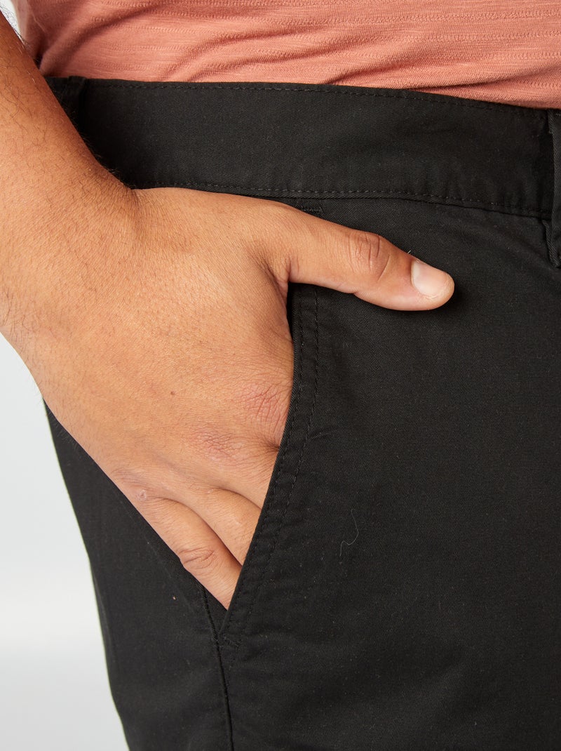 Pantalón chino regular L34 Negro - Kiabi