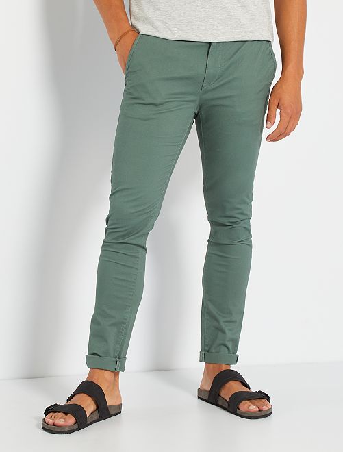 Pantalón chino skinny L30 - verde oscuro - Kiabi - 15.00€